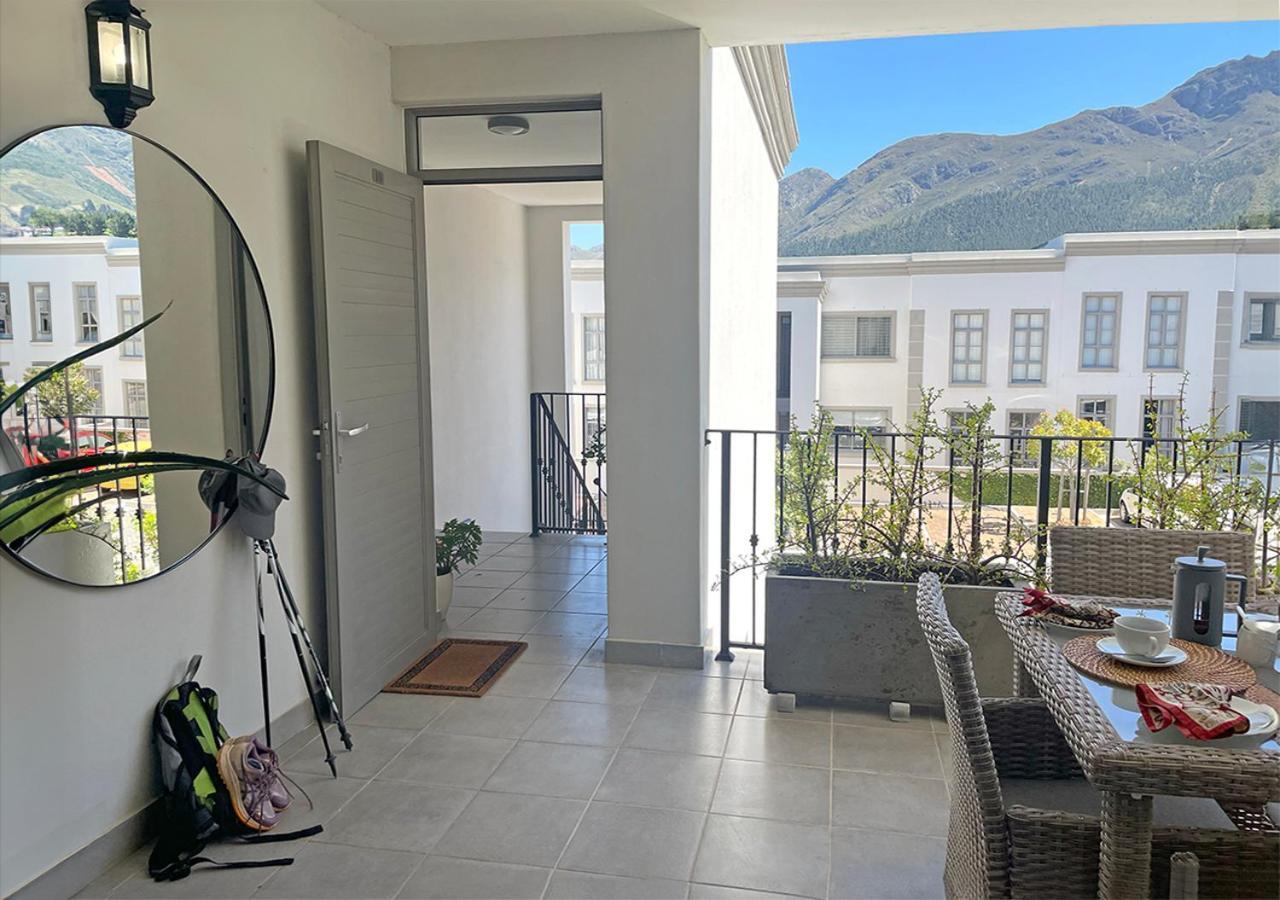 Mountain Views * Franschhoek